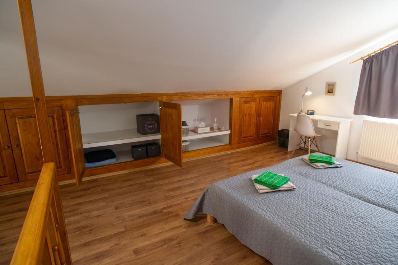Cozy Room Agapedia Брашов Екстериор снимка